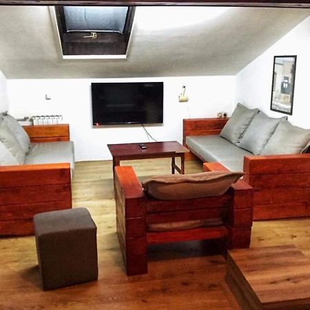 Mm City Apartments سكوبجي المظهر الخارجي الصورة
